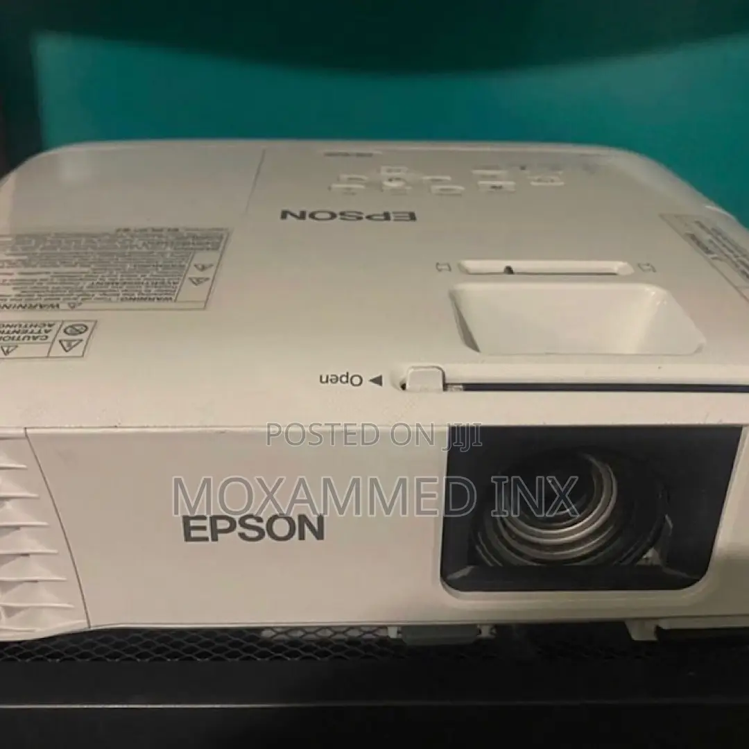 Epson Eb-E20 Video Projector