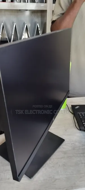 New Desktop Computer HP 16GB Intel Xeon HDD+SSD 1T