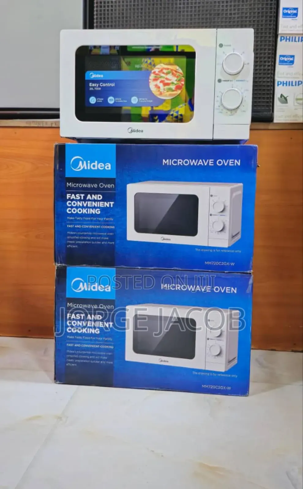 Midea Microwave Oven Litre 20