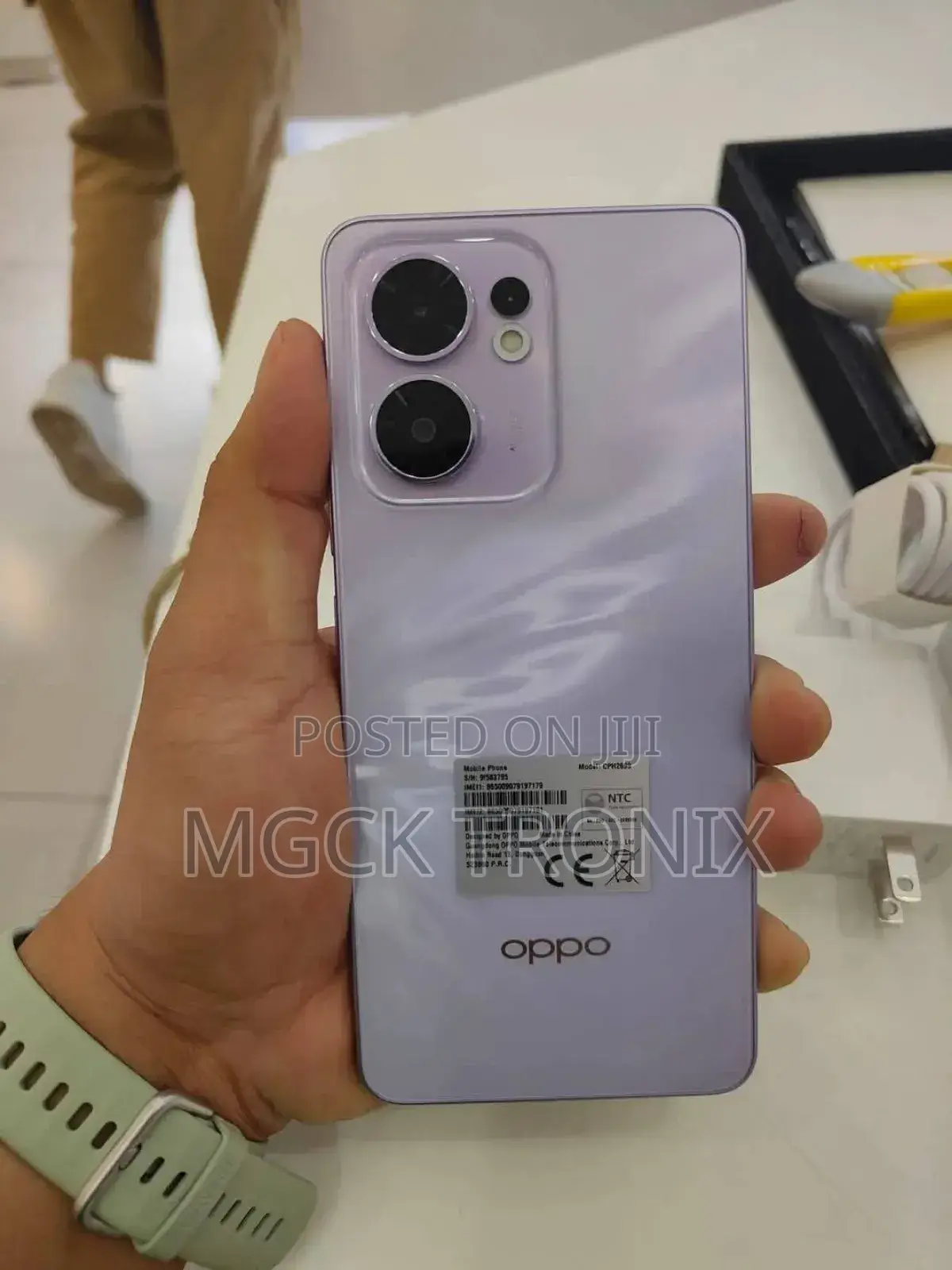 New Oppo Reno13 512 GB Purple