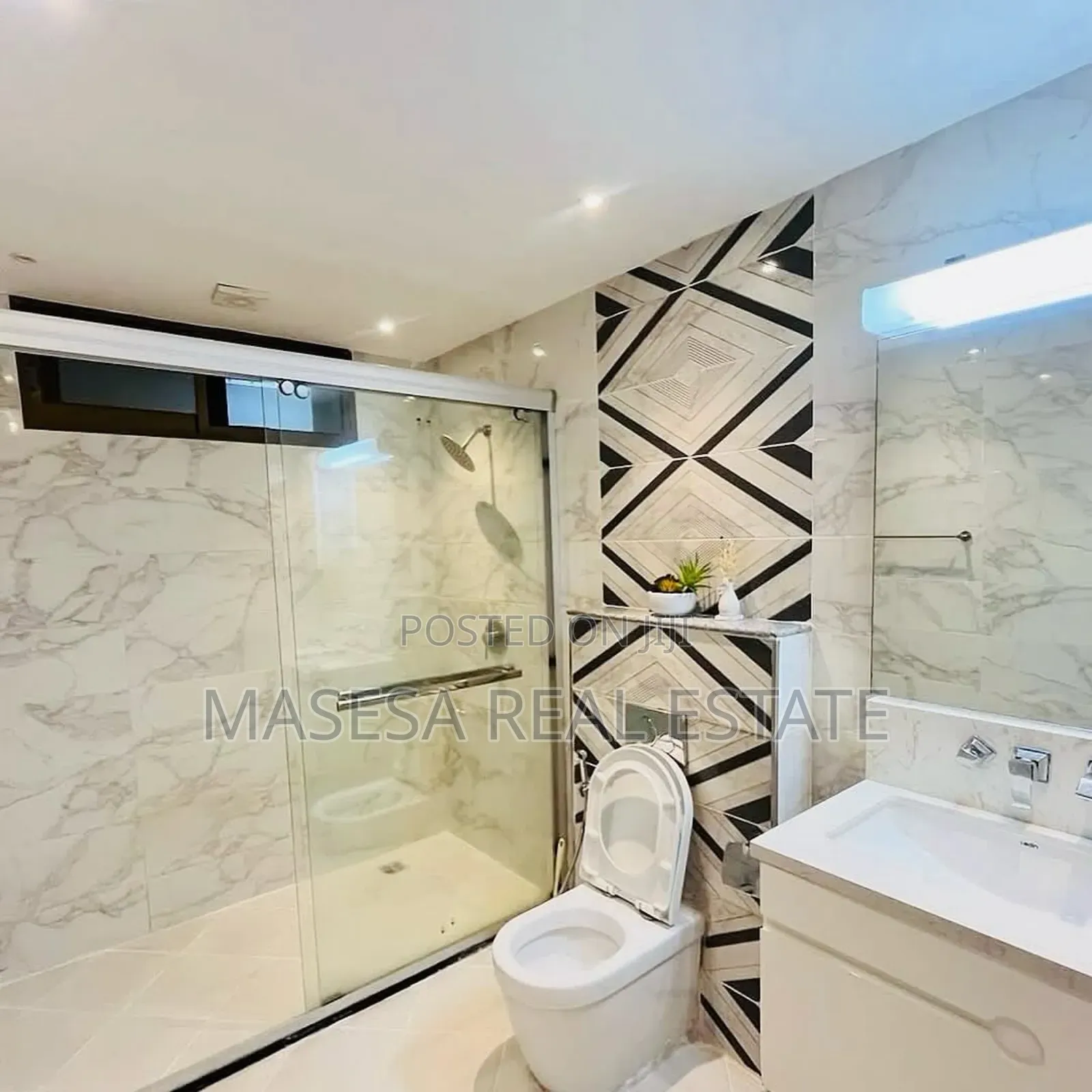 Furnished 4bdrm Apartment in Masaki for sale
