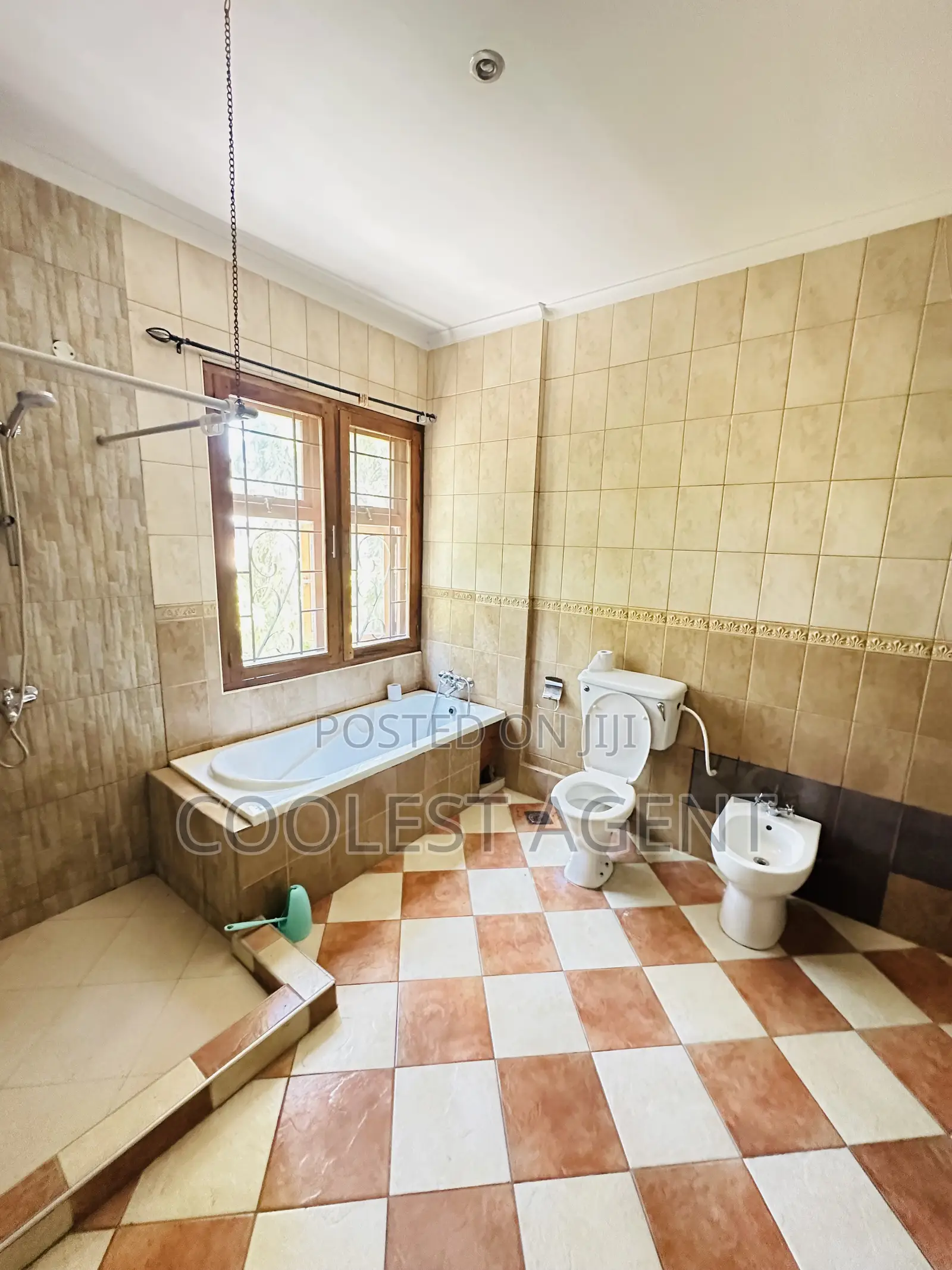 5bdrm Duplex in Oysterbay, Kinondoni for rent