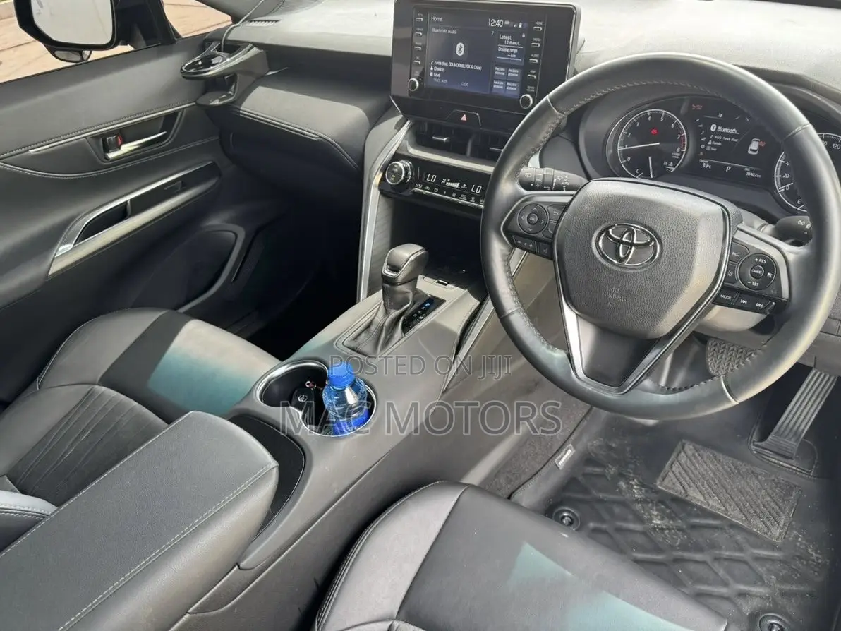 Toyota Harrier 2023 Black