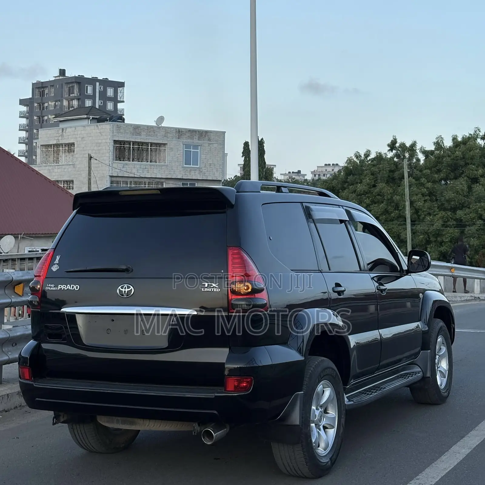 Toyota Land Cruiser Prado 2006 Black