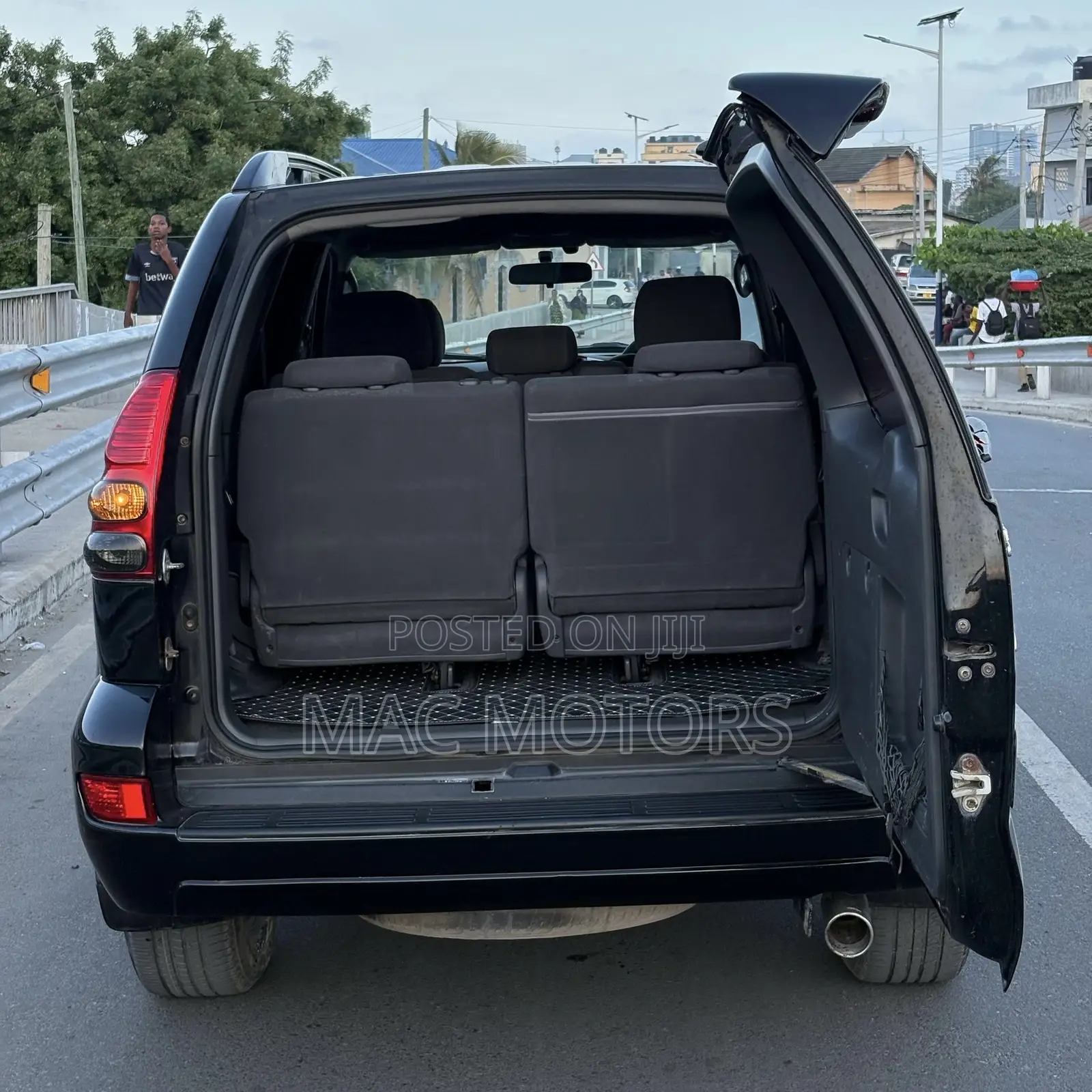 Toyota Land Cruiser Prado 2006 Black