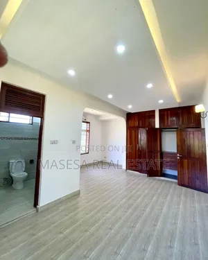 5bdrm House in Masaki for rent