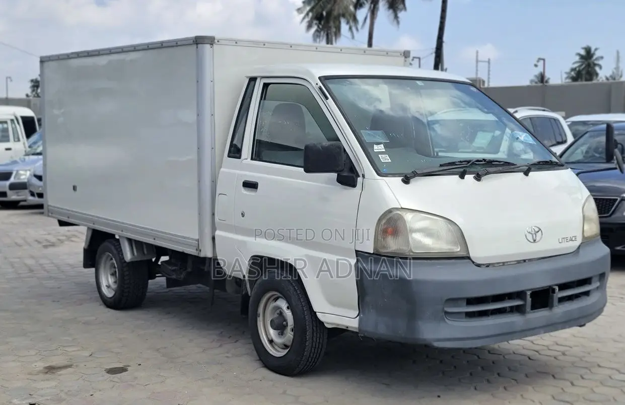 Toyota Townace Refrigerator.