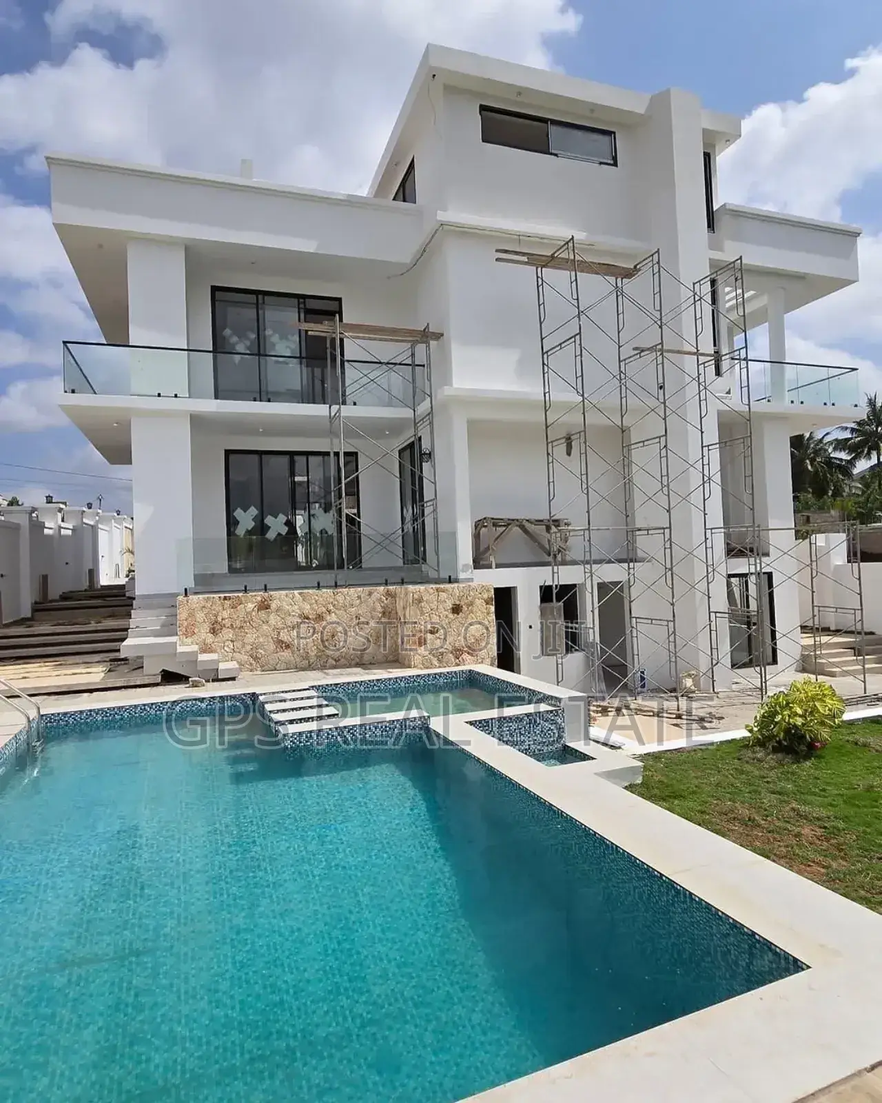 5bdrm Mansion in Goba Njia Nne, Kinondoni for sale