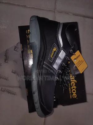 Safetoe High Ankle Men Safety Boots Professional Footwear
