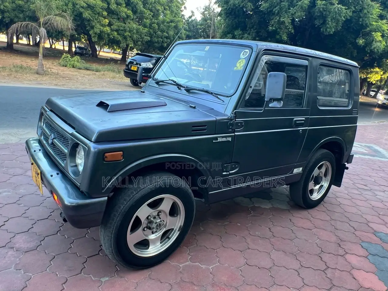Suzuki Jimny 2000 Black