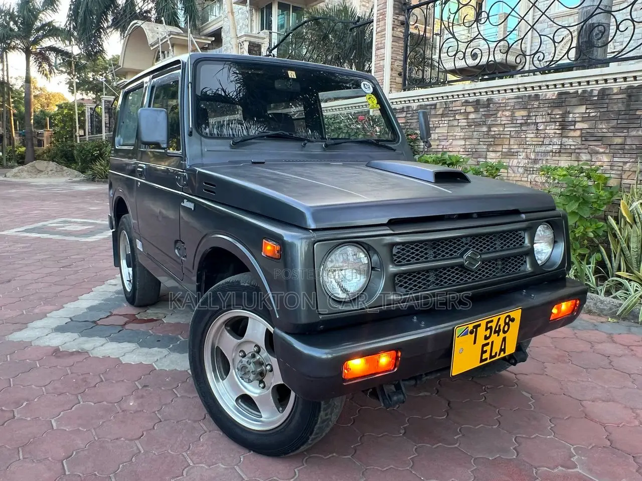 Suzuki Jimny 2000 Black