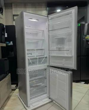 Midea Combi Fridge With Water Dispenser 310l