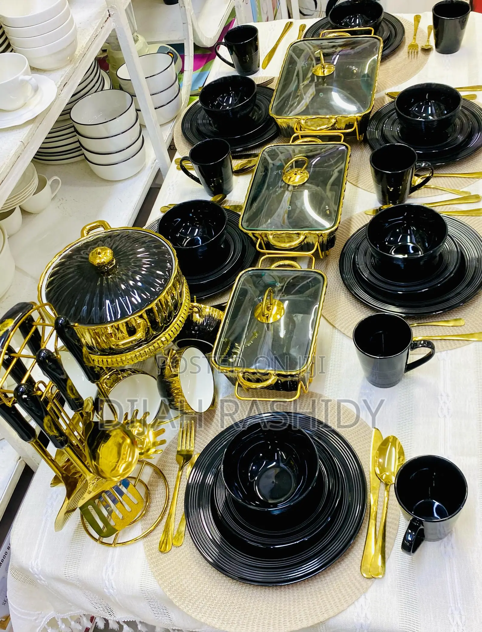 Full Dinnerset Available