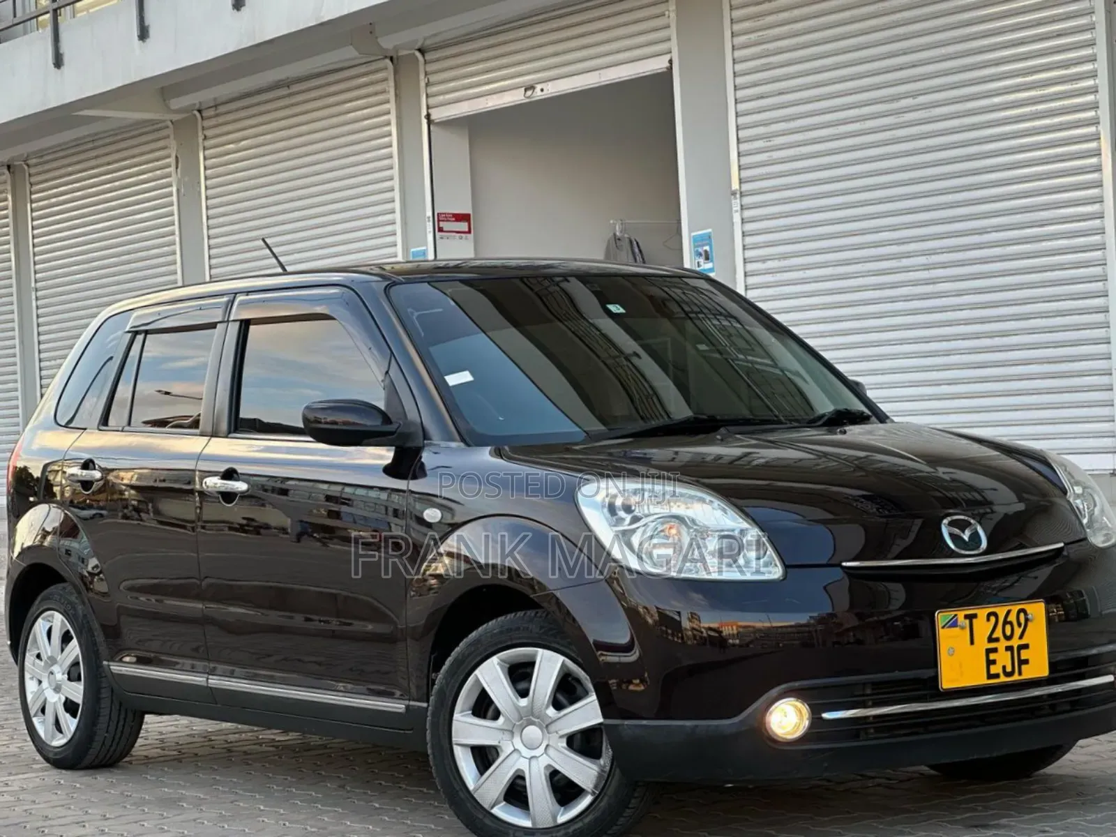 Mazda Verisa 2009 Burgundy