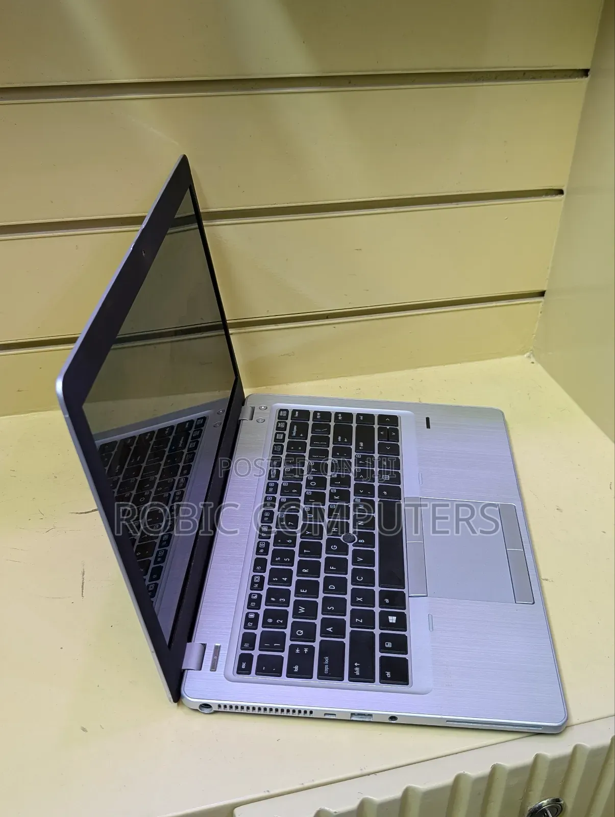 Laptop HP EliteBook Folio 9470M 8GB Intel Core I7 HDD 500GB