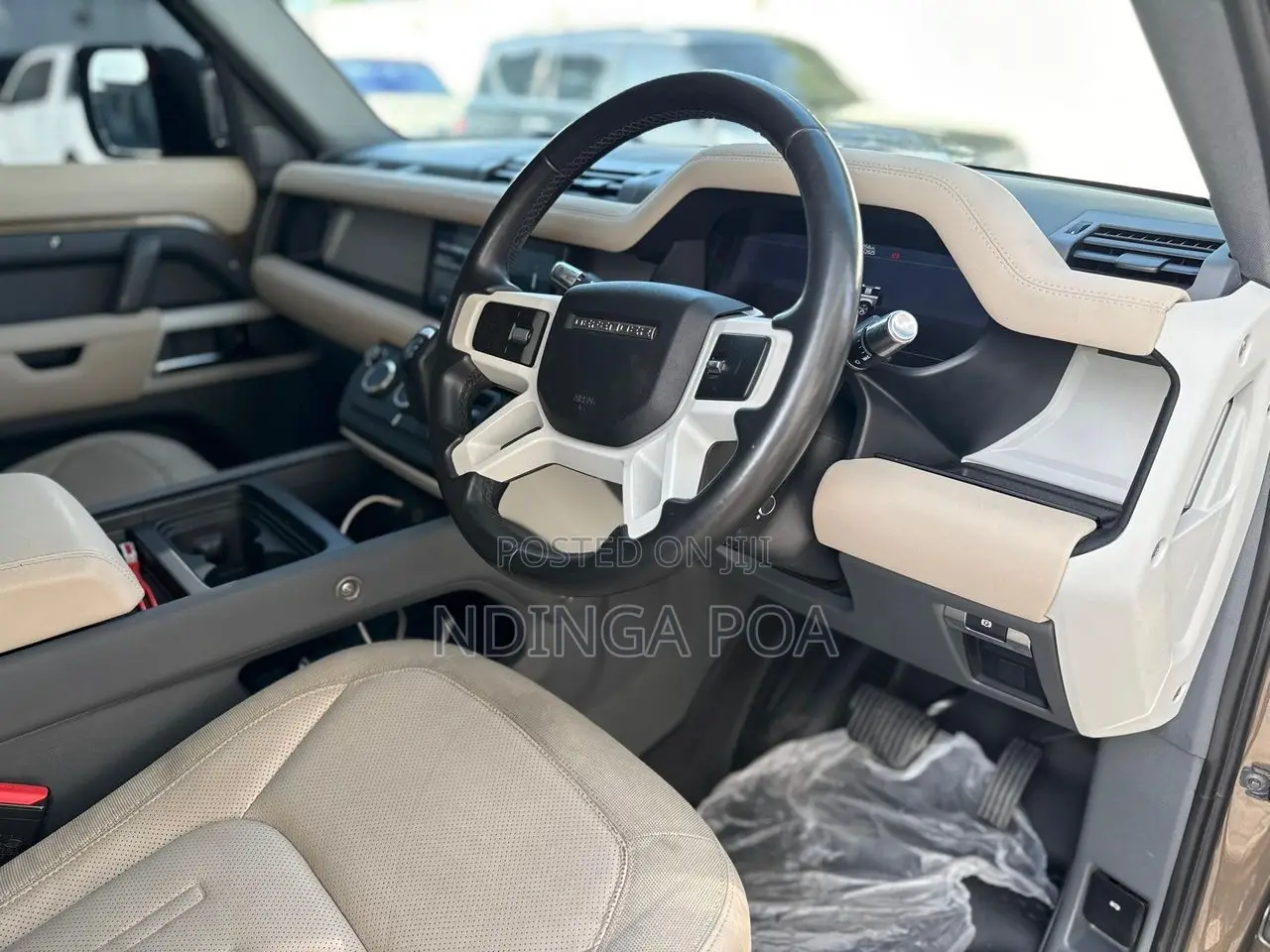 Land Rover Defender X-Dynamic SE 2023 Brown