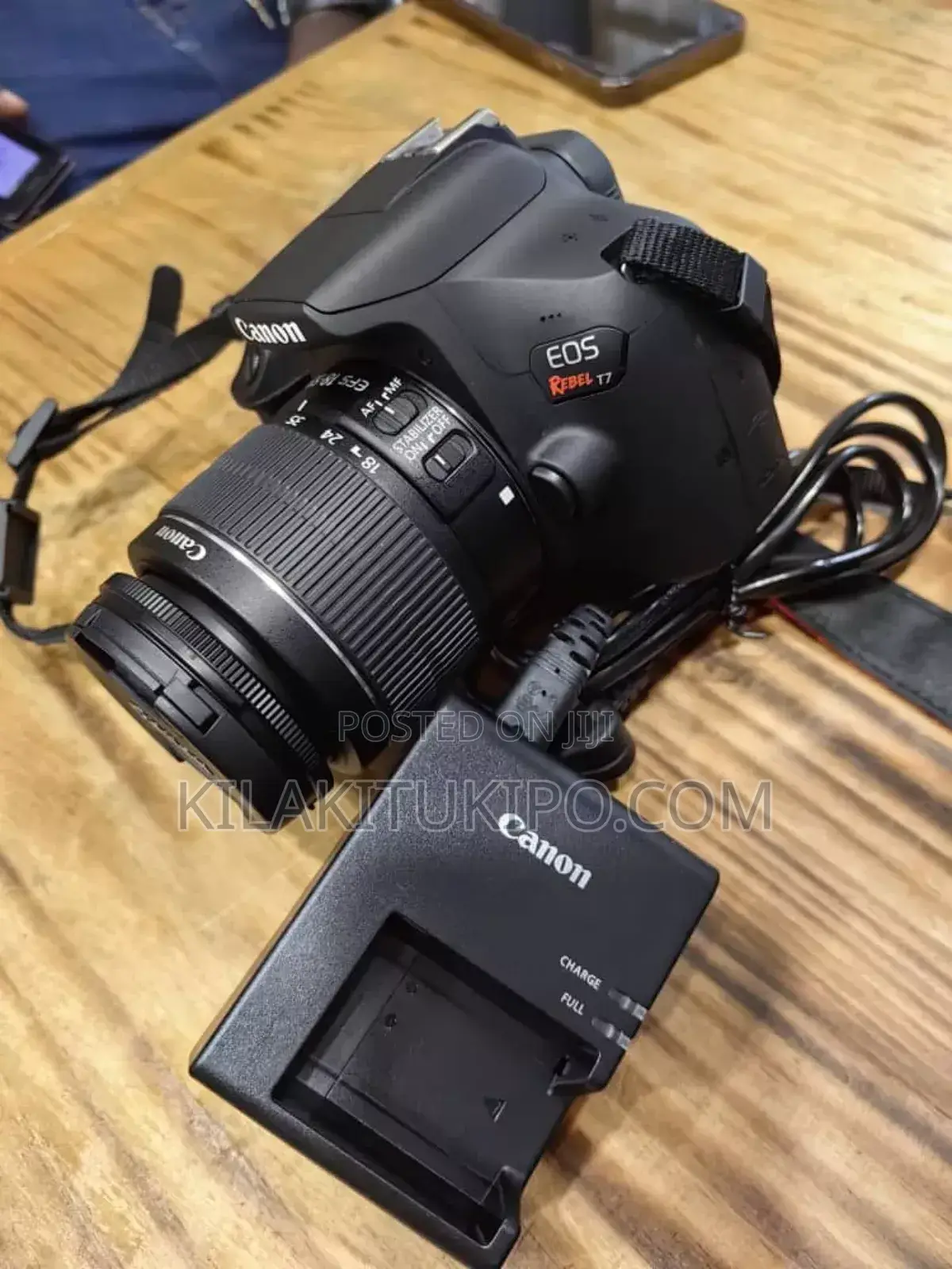 Canon Eos Rebel T7/2000d Camera