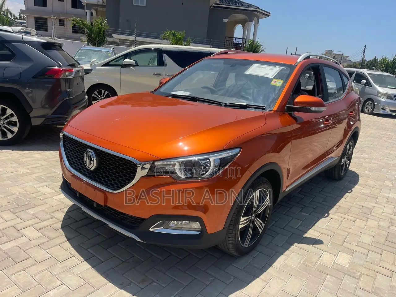 New MG ZS 2024 Orange