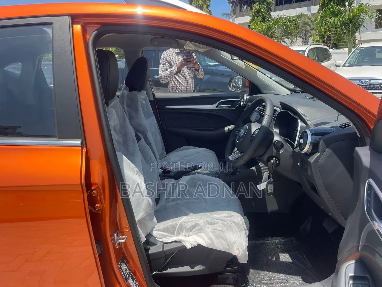 New MG ZS 2024 Orange