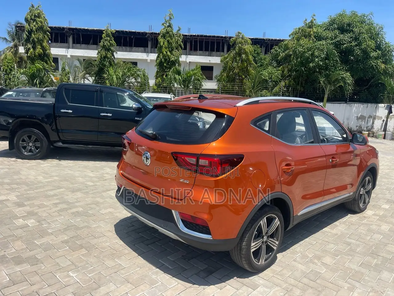 New MG ZS 2024 Orange
