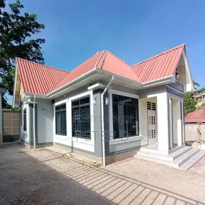 2bdrm Apartment in Kimara for rent