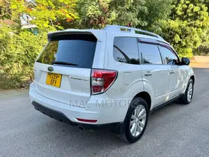 Subaru Forester 2.0D XS 2011 White