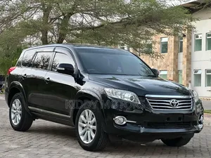Photo - Toyota Vanguard 2011 Black