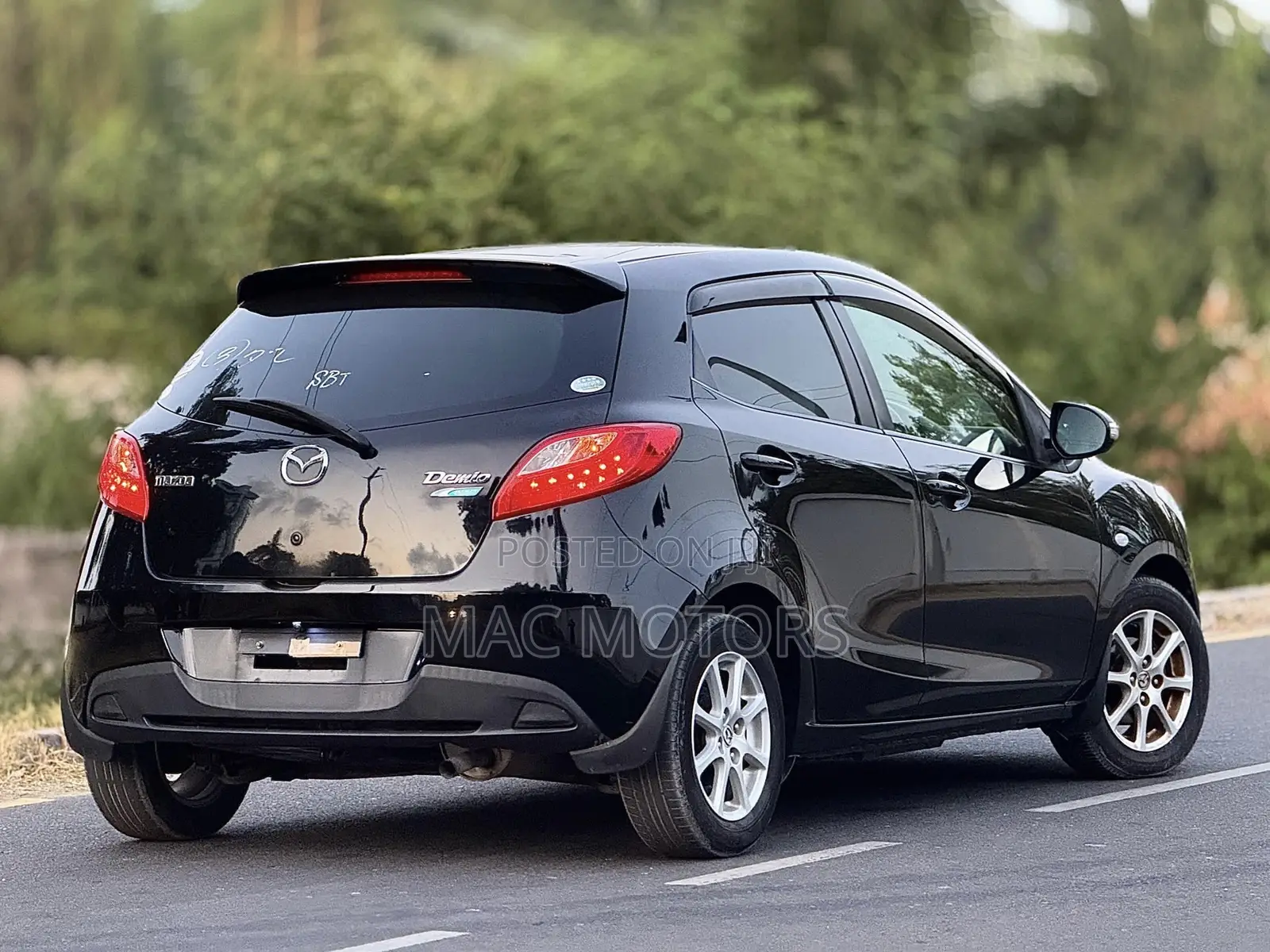 Mazda Demio 2010 Black