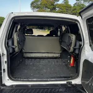 Mitsubishi Pajero 2005 White