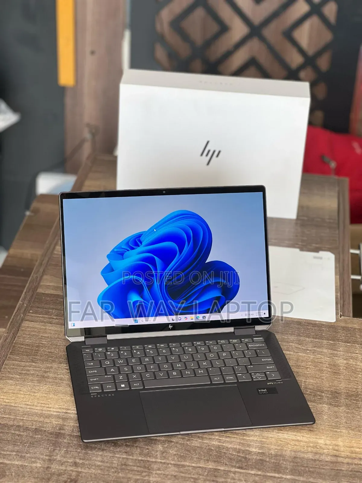 New Laptop HP Spectre 14 32GB Intel Core Ultra 7 SSD 1T