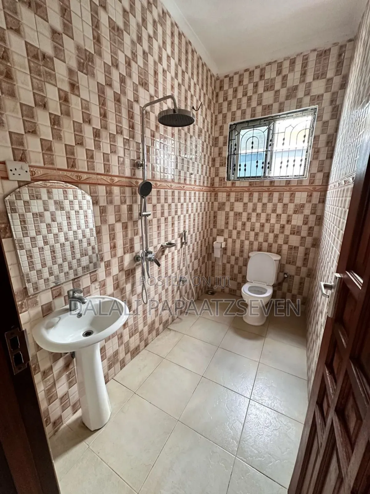 4bdrm House in Dalalipapaatzseven, Mbweni for rent