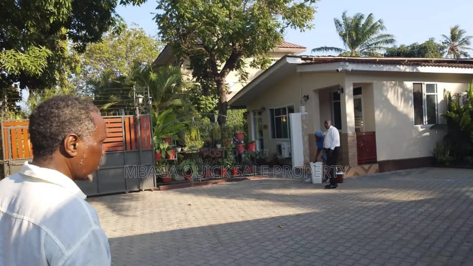 4bdrm House in Mikocheni Regent for sale