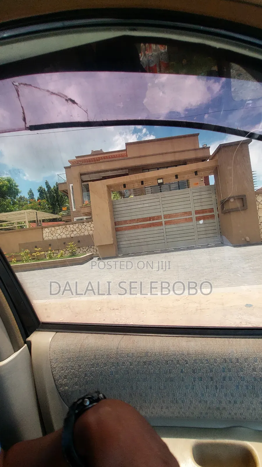 5bdrm Bungalow in Mbez Beach Makonde for sale