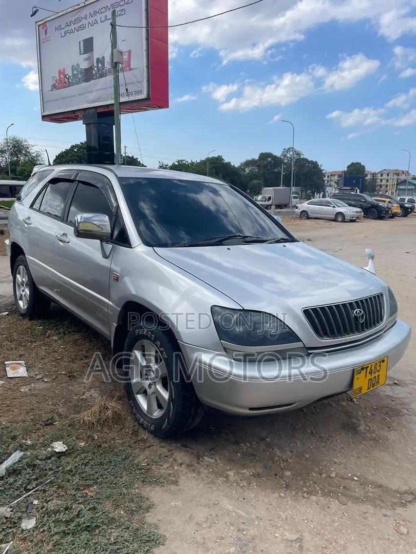 Toyota Harrier 2002 Silver