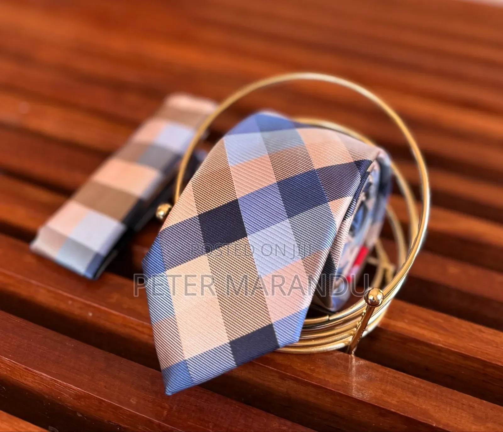 Tie Offical