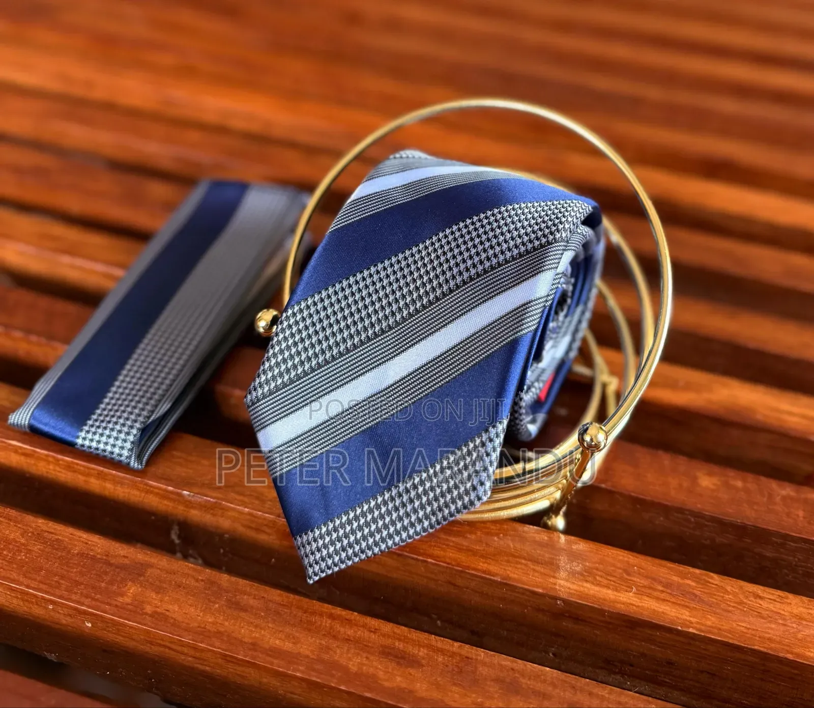 Tie Offical
