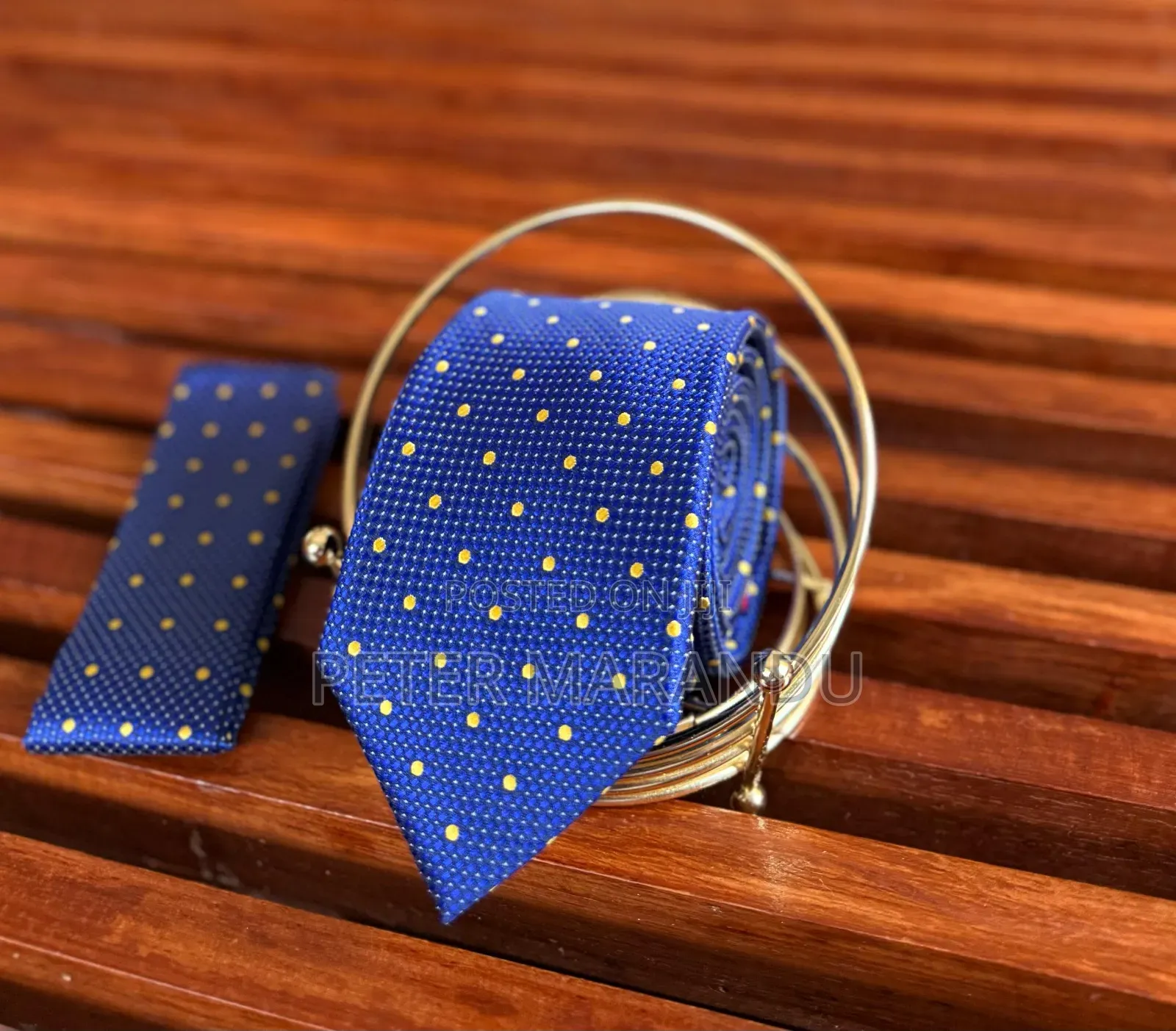 Tie Offical