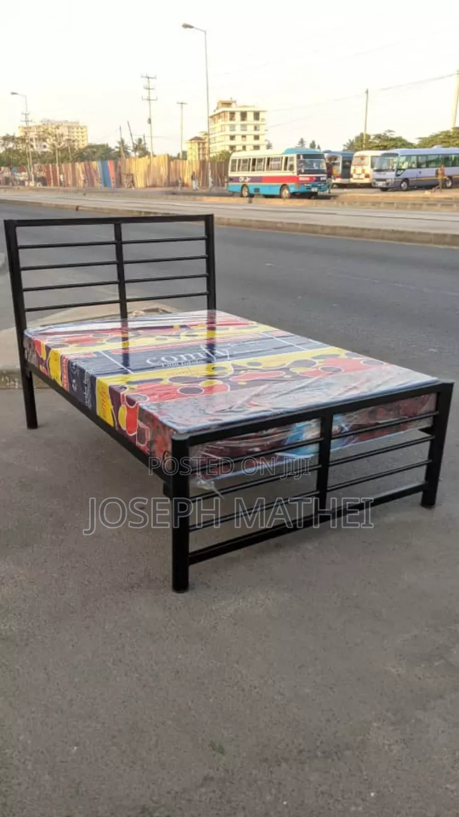 Metal Bed 4x6 and Mattress Inch 8
