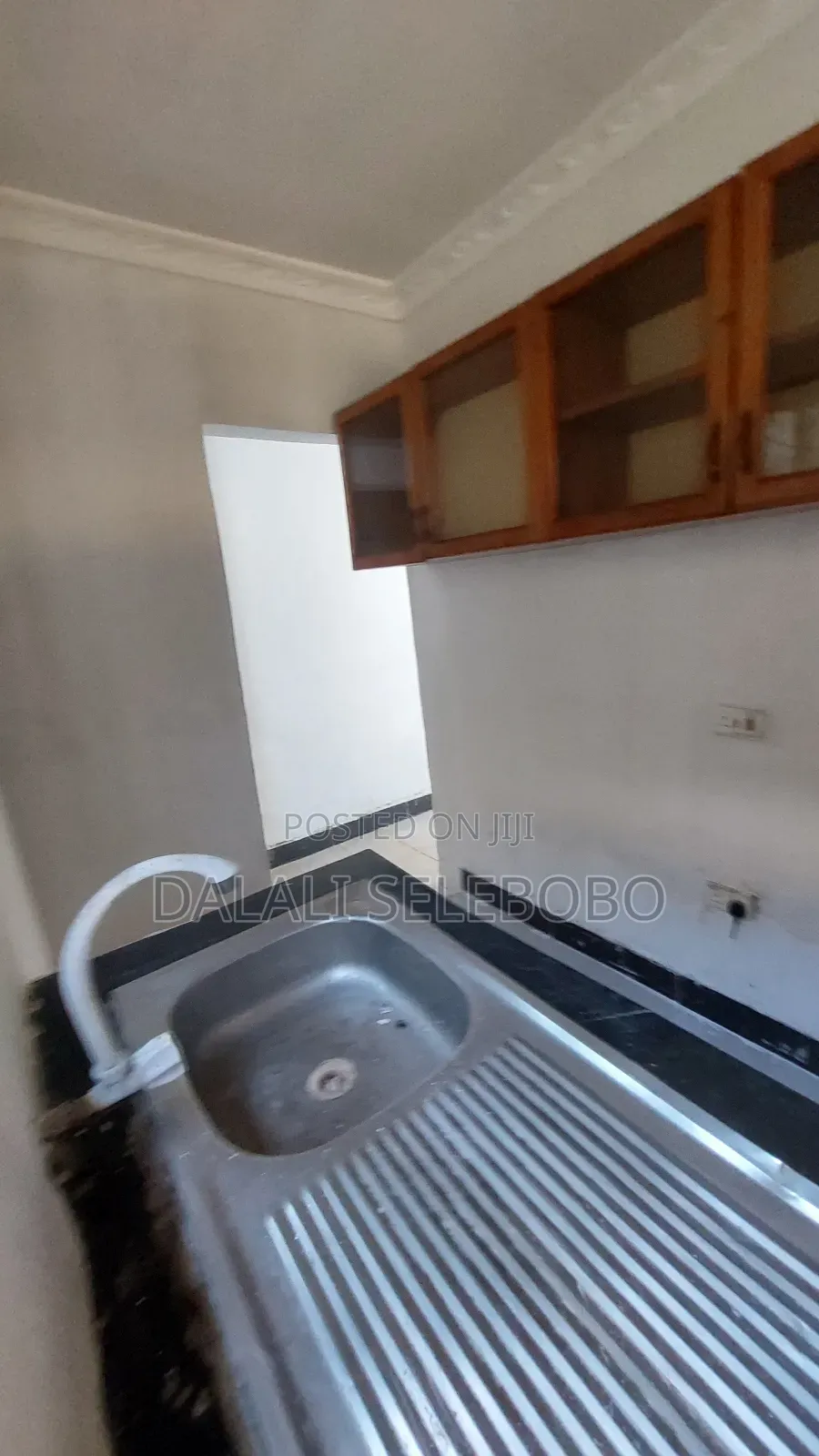 5bdrm Bungalow in Mbezi Beach Jogoo for sale
