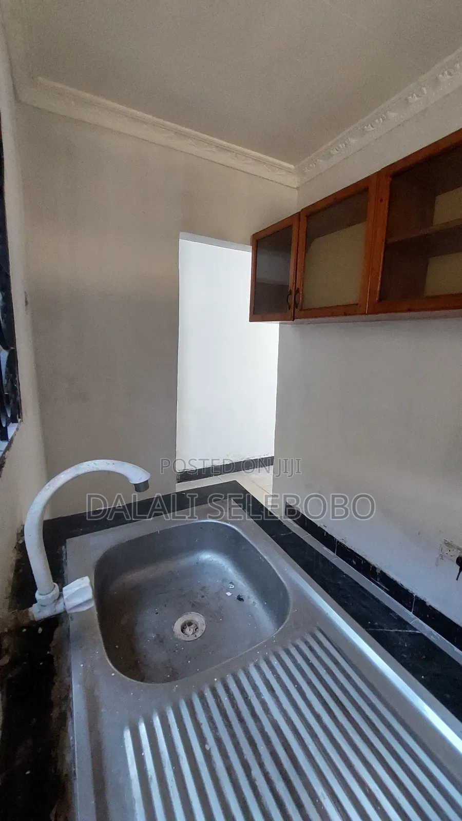 5bdrm Bungalow in Mbezi Beach Jogoo for sale