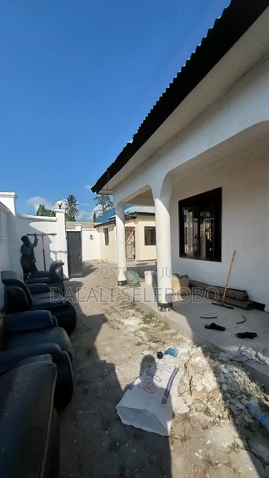 5bdrm Bungalow in Mbezi Beach Jogoo for sale