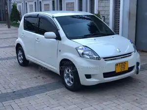Toyota Passo 2005 White