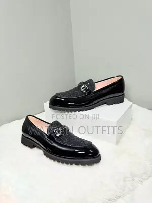 Viatu Vya Ngozi Vya Cr7,Zara,Dior,Prada Paul Smith