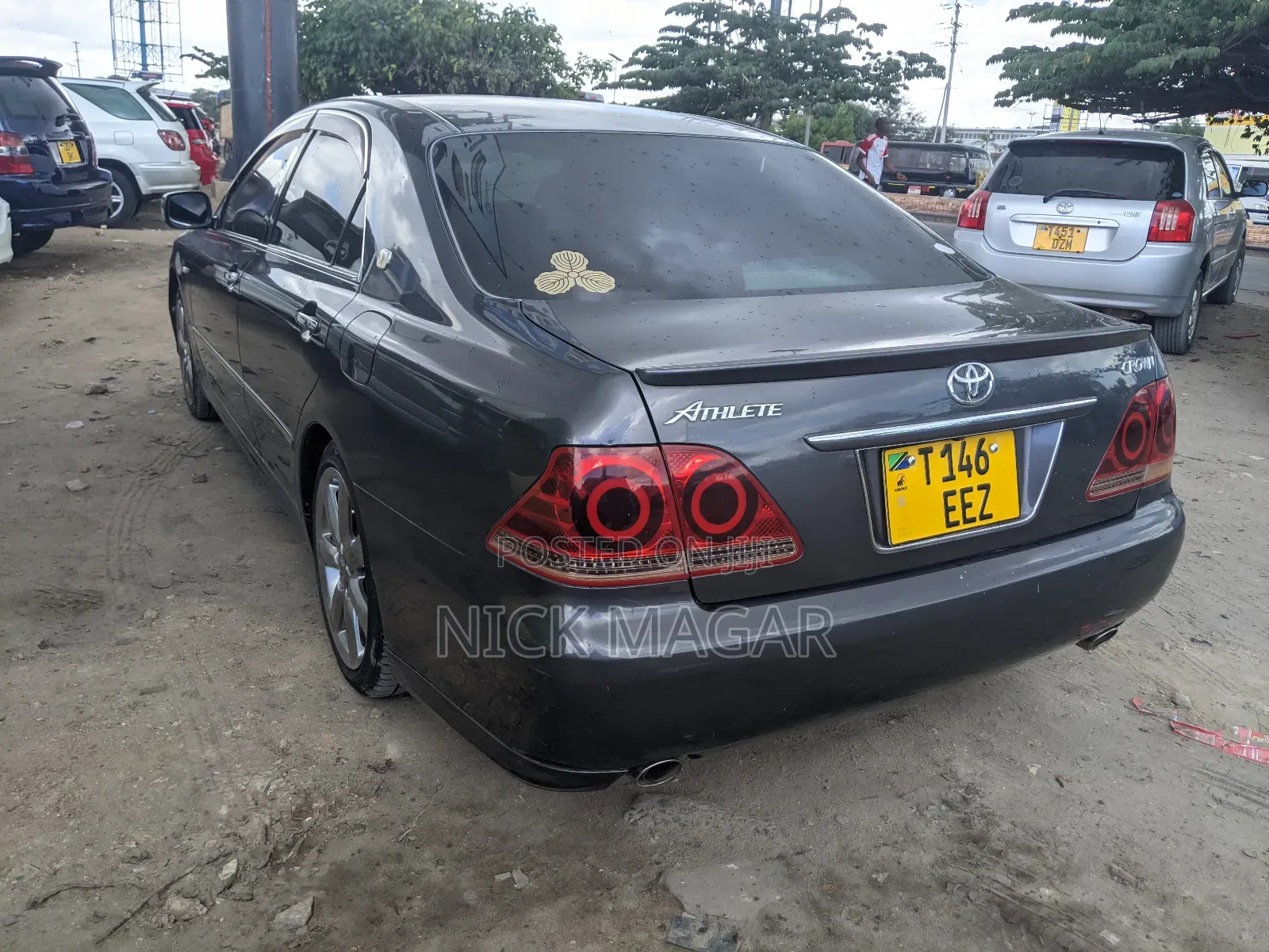 Toyota Crown 2006 Gray