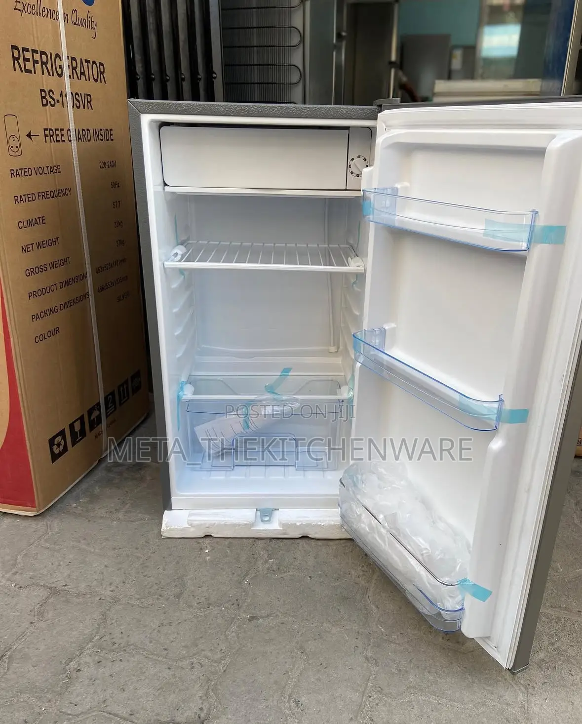 Boss Refrigerator 90l Bs90svr