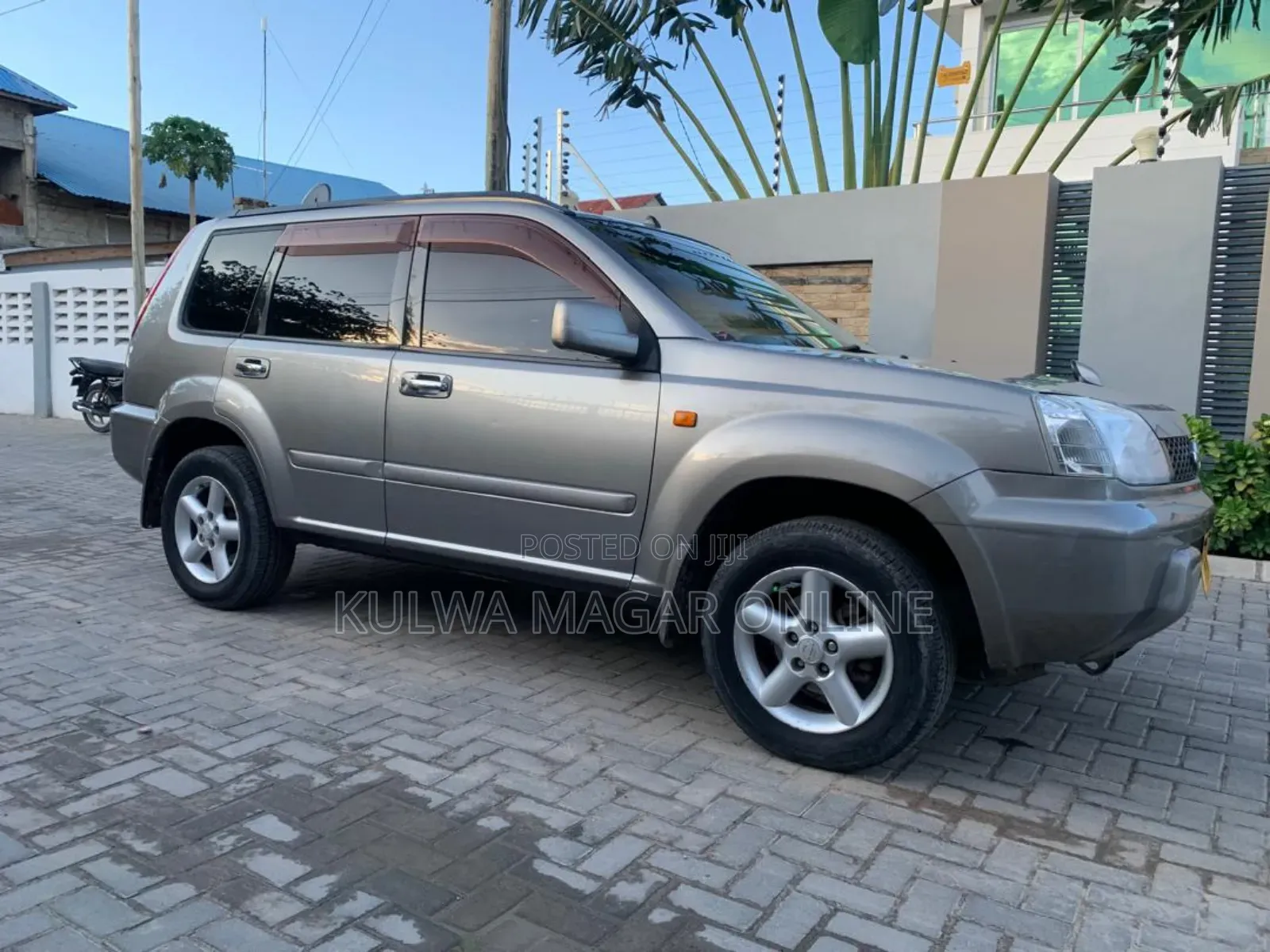 Nissan X-Trail 2001 Silver