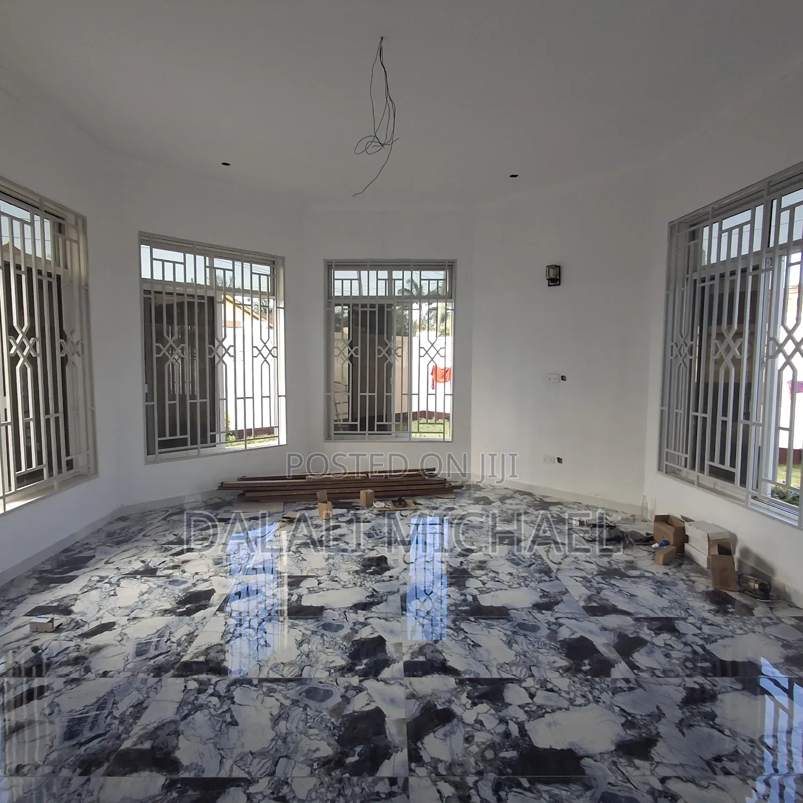 5bdrm House in Mbezibeach for rent