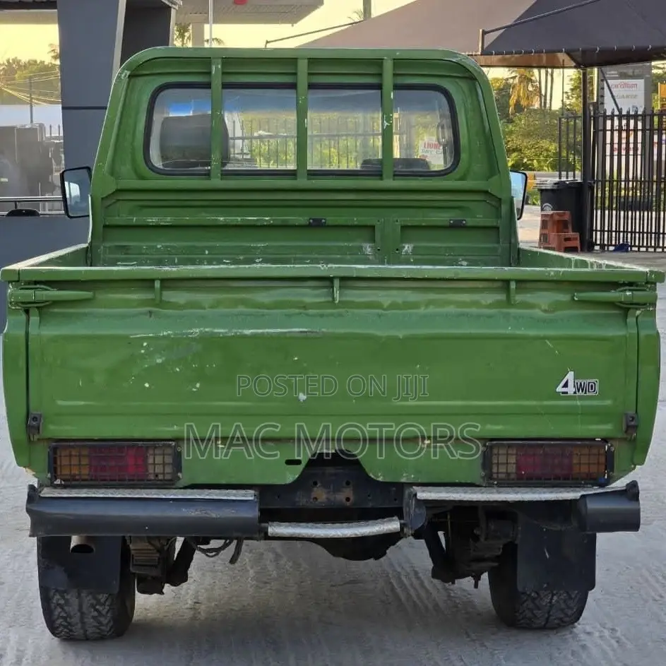 Toyota Land Cruiser 2007 Green