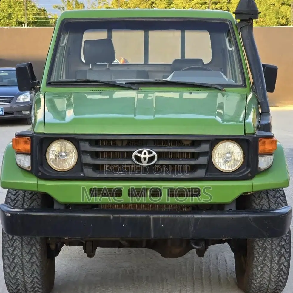 Toyota Land Cruiser 2007 Green