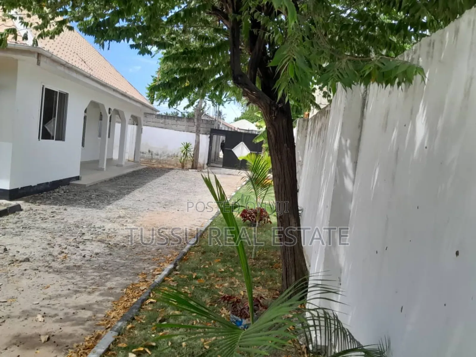 3bdrm House in Boko Chama, Kinondoni for sale